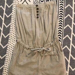 Strapless romper